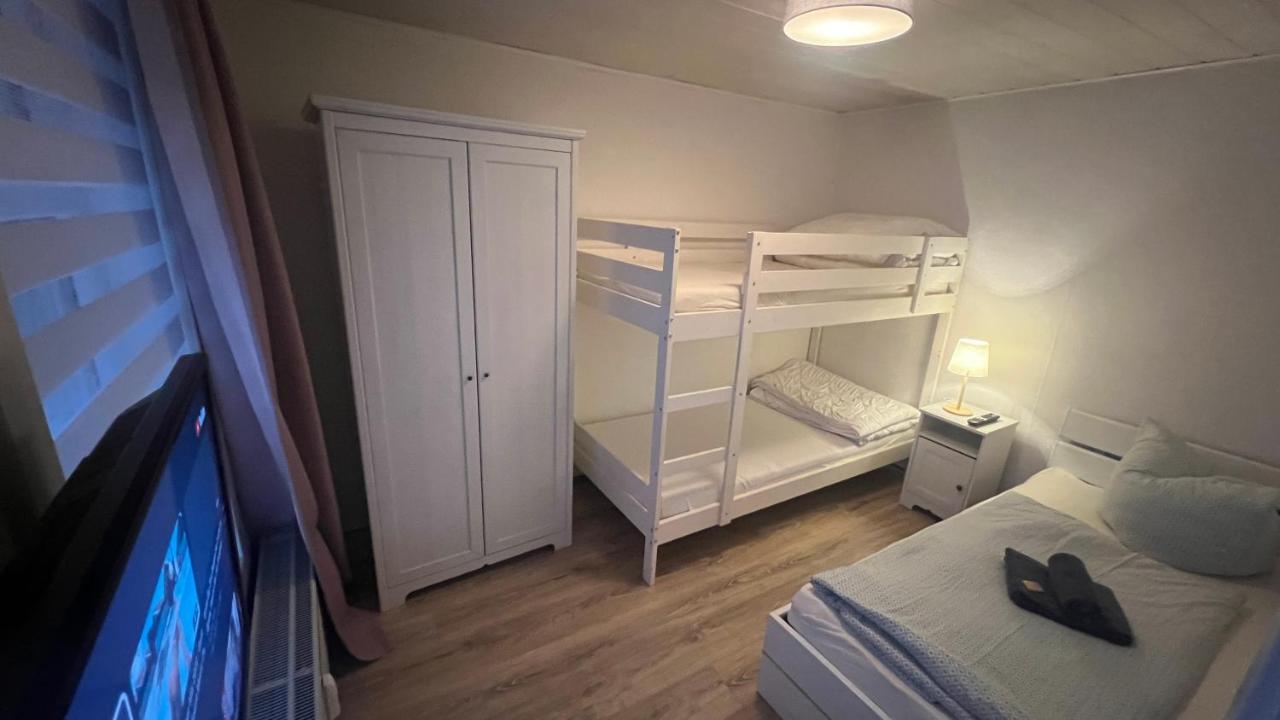 Ferienwohnung Wetzig W2 - Breite Strasse 104 Вернигерод Екстериор снимка