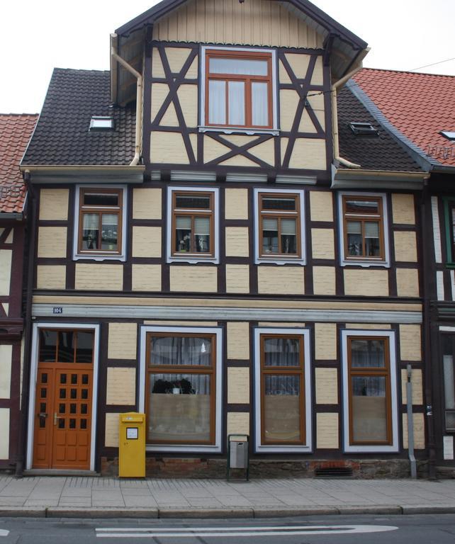 Ferienwohnung Wetzig W2 - Breite Strasse 104 Вернигерод Стая снимка